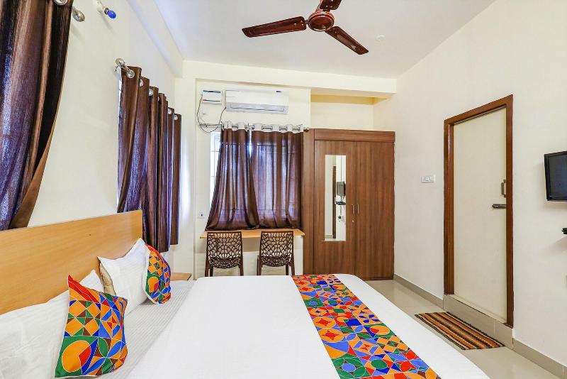 Fabhotel Tristar Residency image