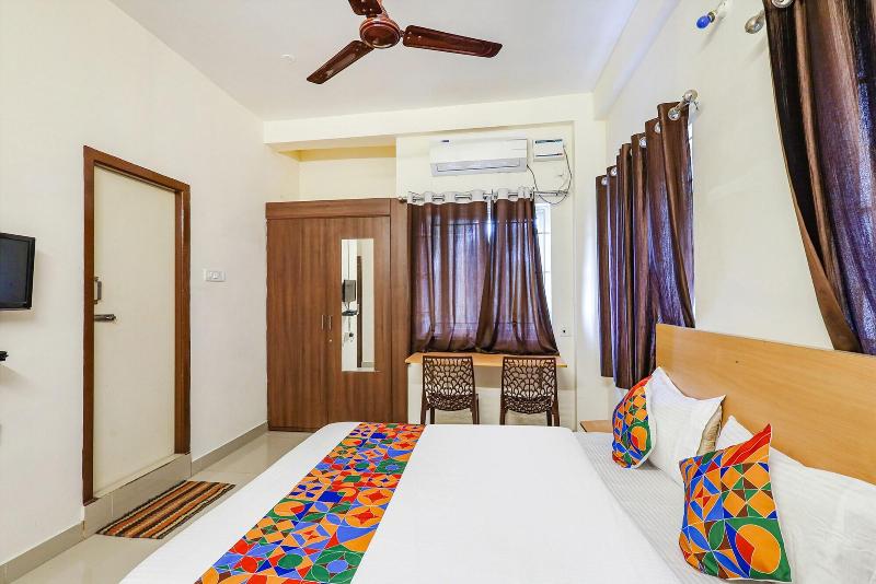 Fabhotel Tristar Residency image