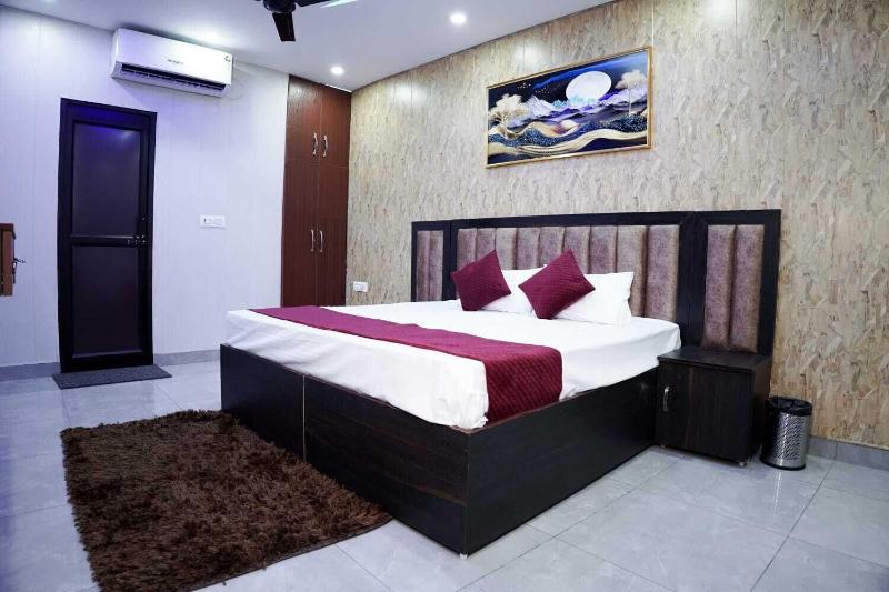 Hotel Amazing House image