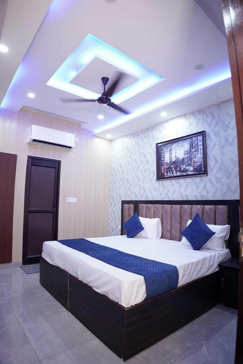 Hotel Amazing House image