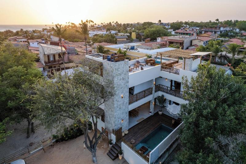 Villa Odara image