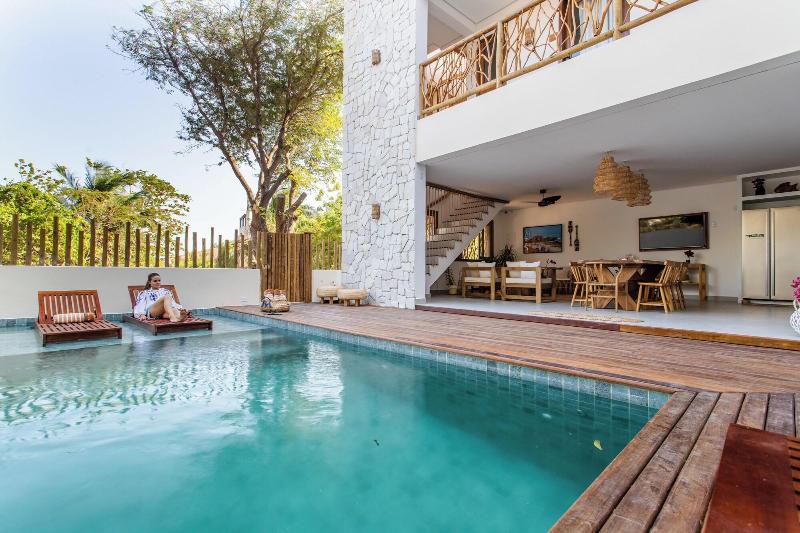Villa Odara image