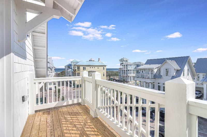 Boardwalk Breeze 109 Sou