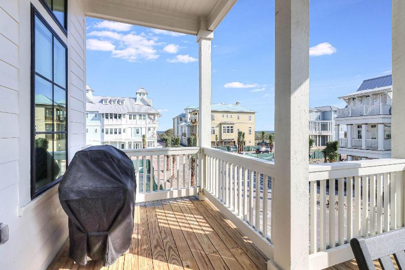 Boardwalk Breeze 109 Sou