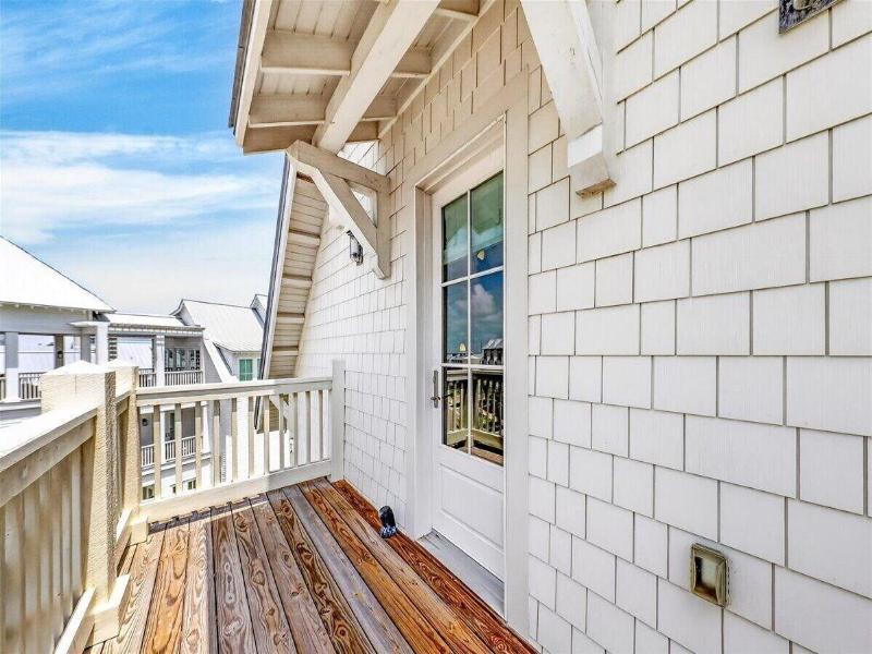 Boardwalk Breeze 109 Sou — photo 161