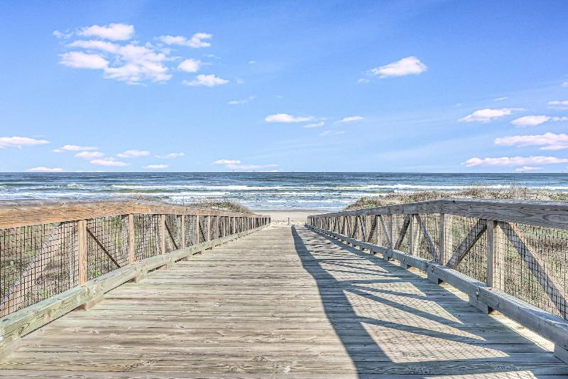 Boardwalk Breeze 109 Sou — photo 81