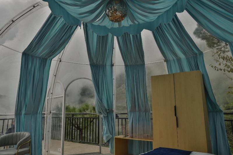 Castle Glamp By Auroras Resorts image