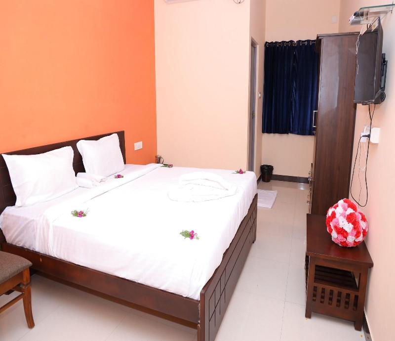 Hotel Suryaa Grand image