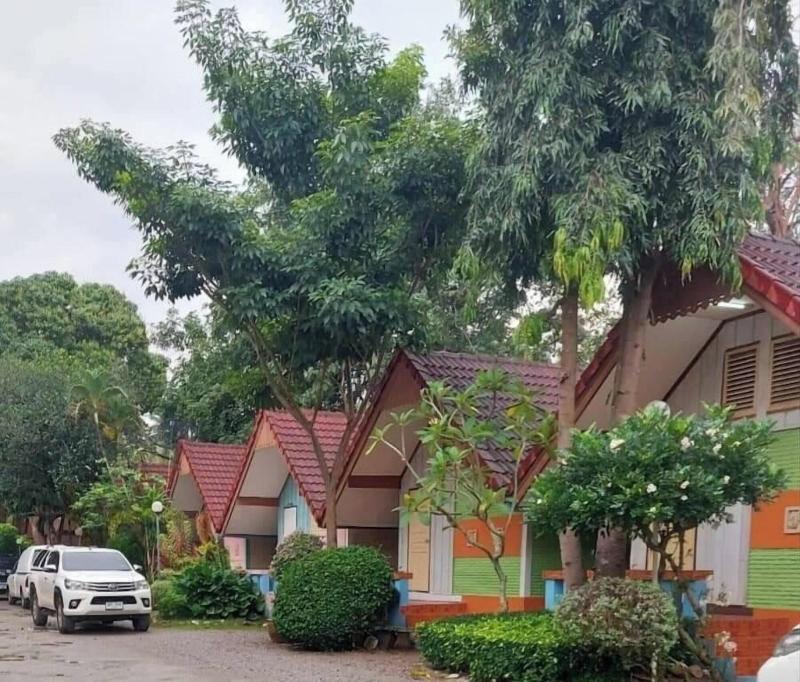 Haad Somboon House image
