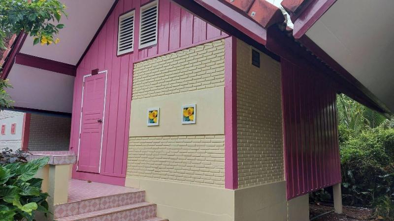 Haad Somboon House image