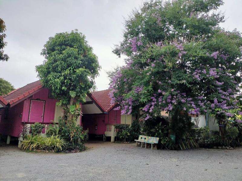 Haad Somboon House image