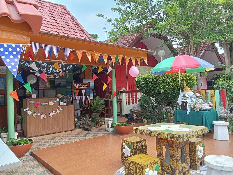 Haad Somboon House image