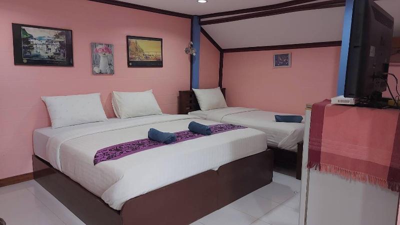 Haad Somboon House image