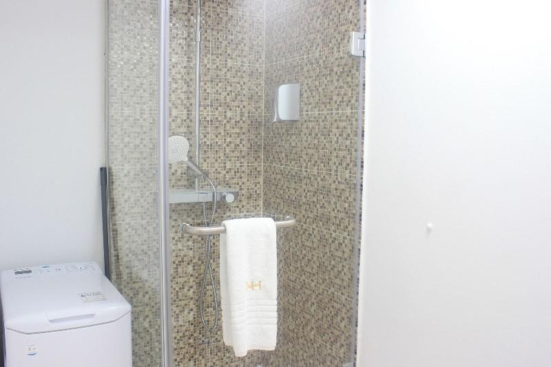 Moise House Kosher Aparthotel image