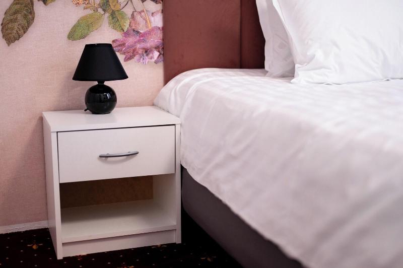Moise House Kosher Aparthotel image