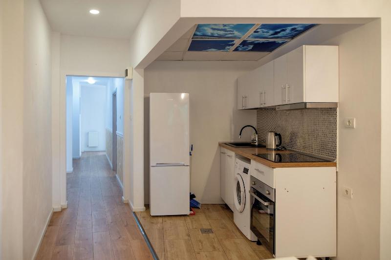 Moise House Kosher Aparthotel image