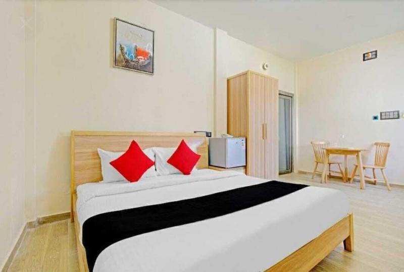 Coastal Grand La Flora Beach Resort image