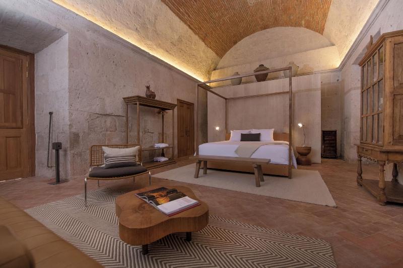 Palacio Guaqui image