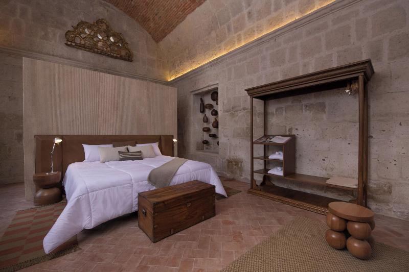 Palacio Guaqui image