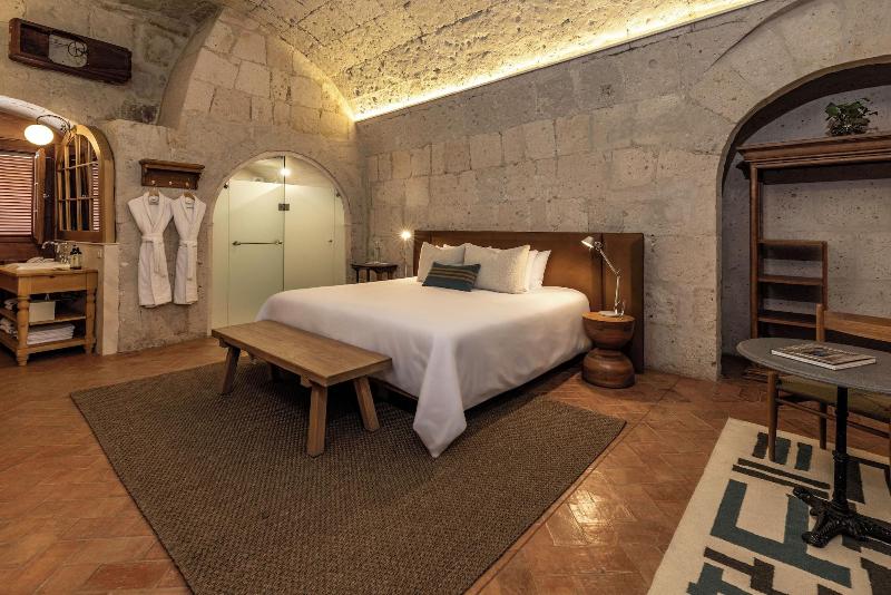Palacio Guaqui image