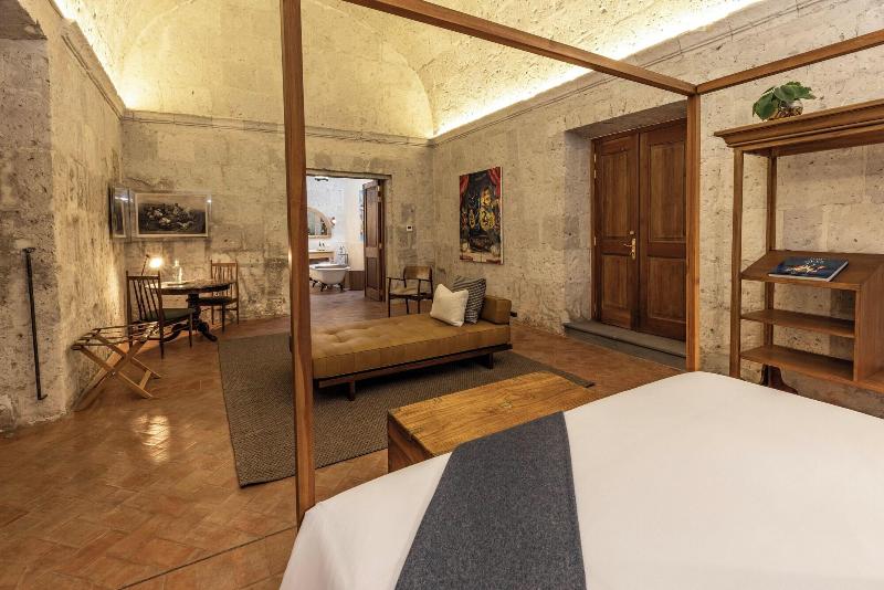 Palacio Guaqui image