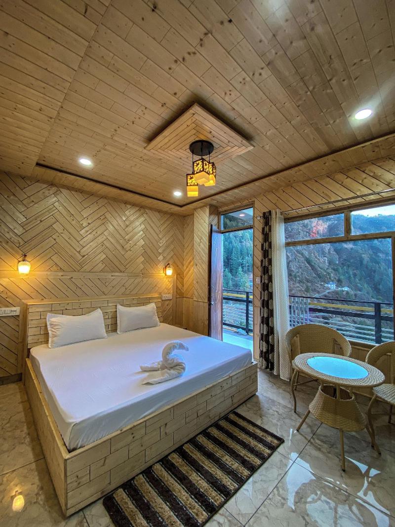 Alpine Crest Homestay image