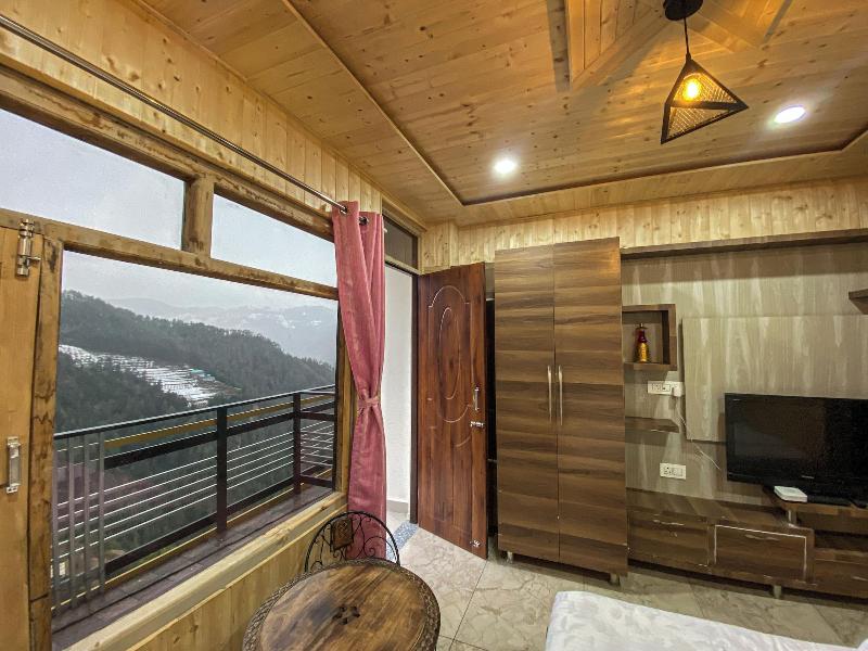 Alpine Crest Homestay image