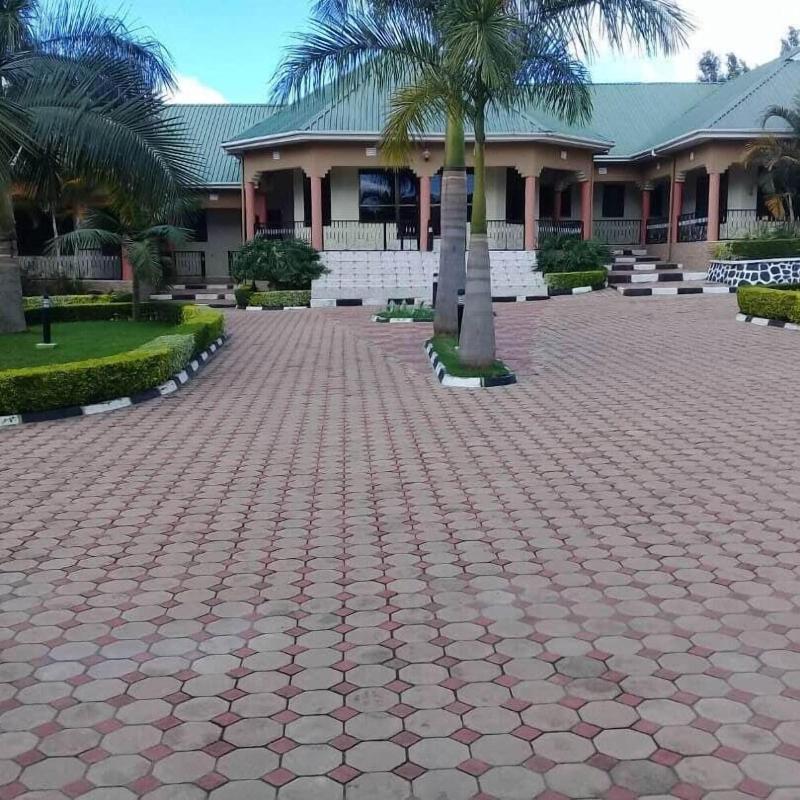 Africa Lodge Arusha — exterior view