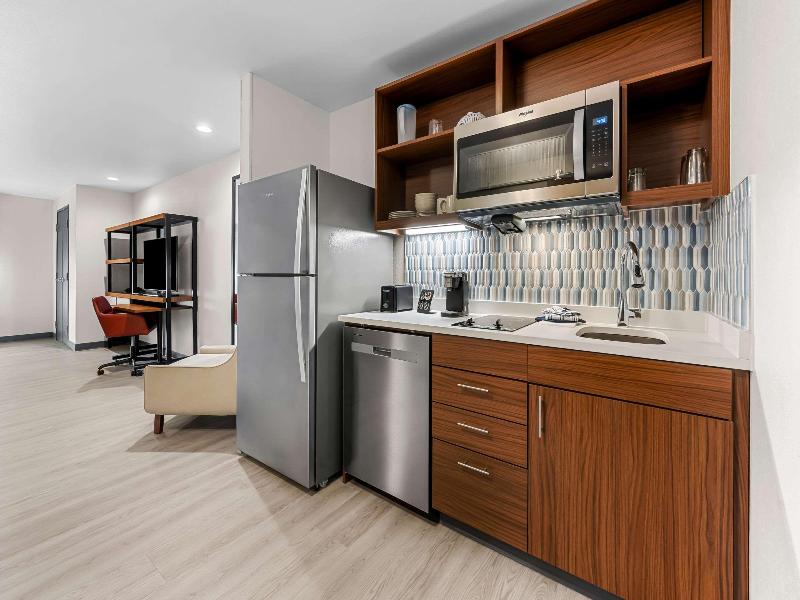 Everhome Suites Fayetteville near Fort Bragg image