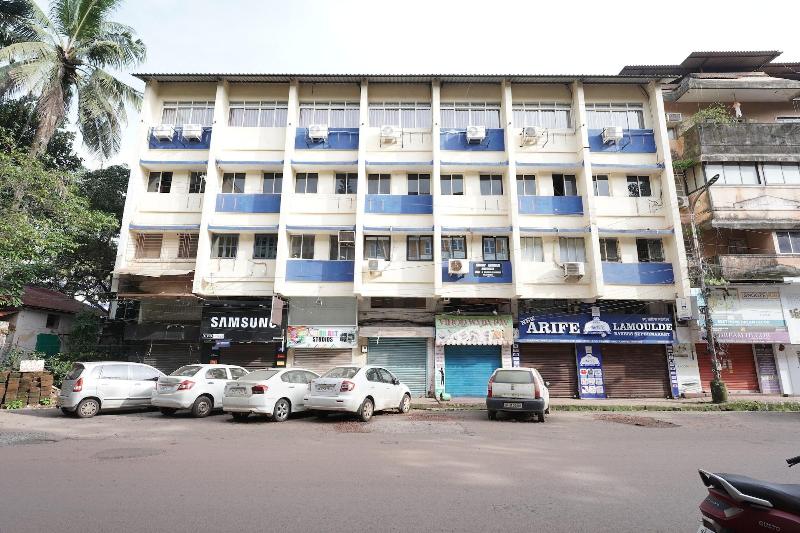 Metropolis Business Hotel image
