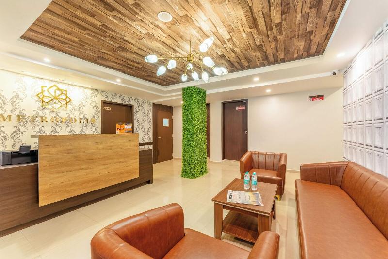 Metropolis Business Hotel image