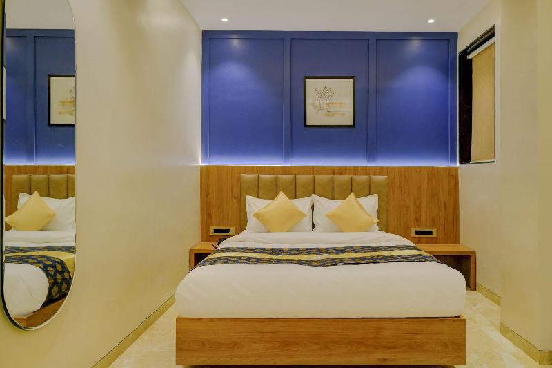 Metropolis Business Hotel image