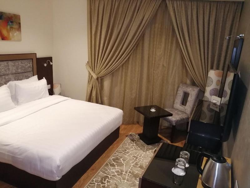 Cairo Taj Dokki Hotels Suites image