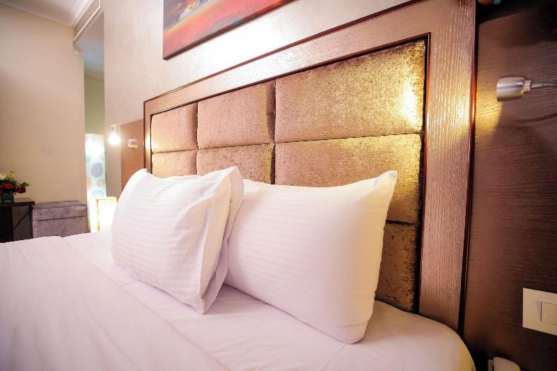 Cairo Taj Dokki Hotels Suites image