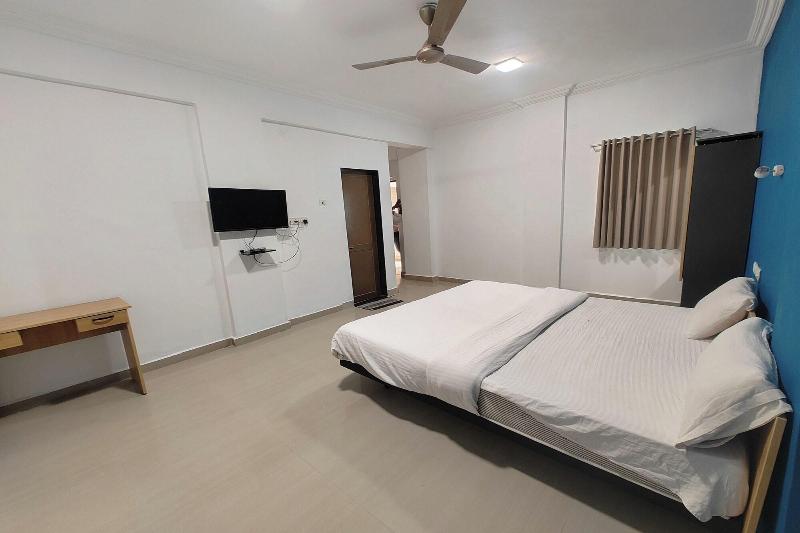 Hotel Sai Inn Executive image