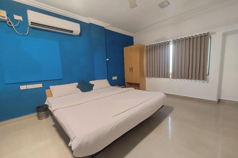 Hotel Sai Inn Executive image