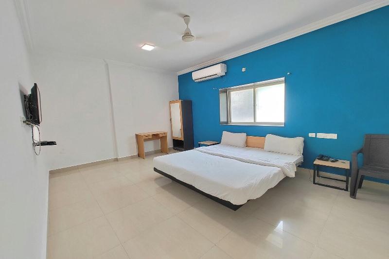 Hotel Sai Inn Executive image