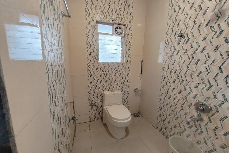 Hotel Sai Inn Executive image