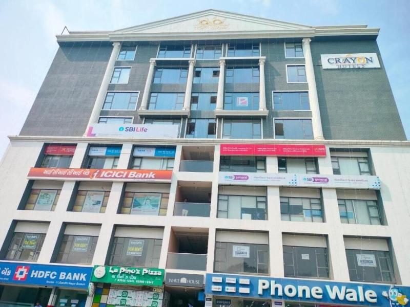 Crayon Hotels image