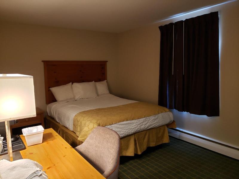 Town Country image