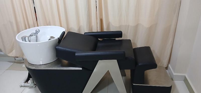 Mcroyal Hotel image