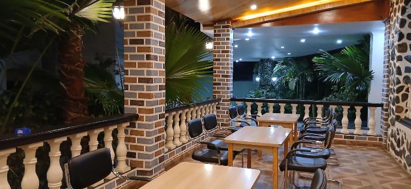 Mcroyal Hotel image