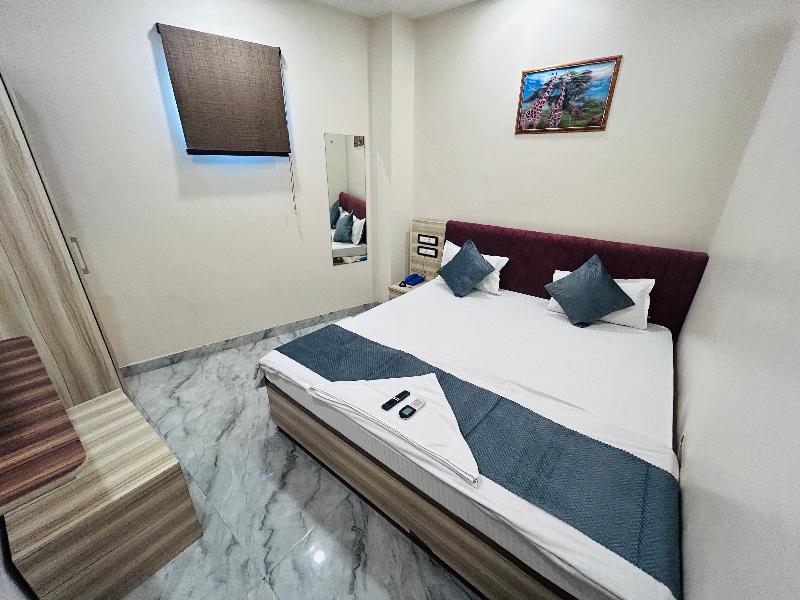 Hotel Dwarka Palace image 2