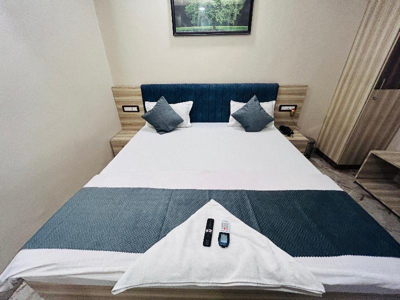Hotel Dwarka Palace image 10