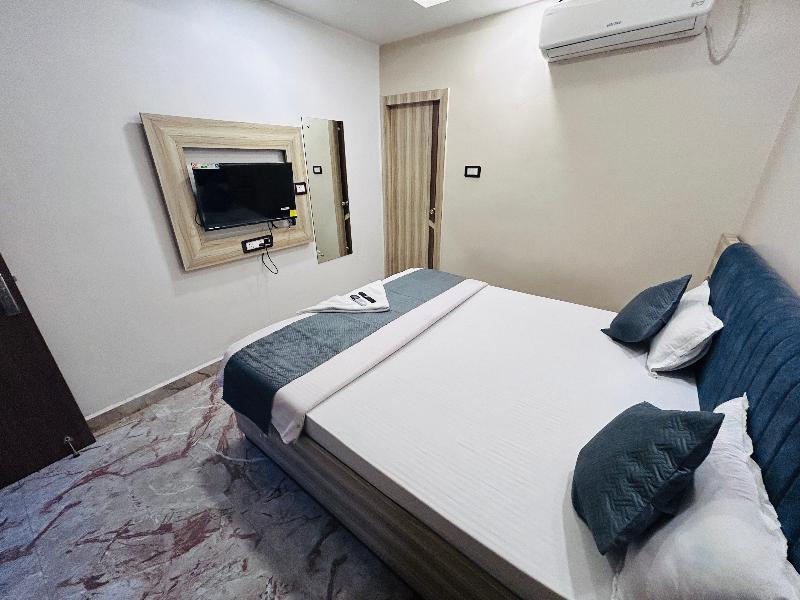 Hotel Dwarka Palace image 9