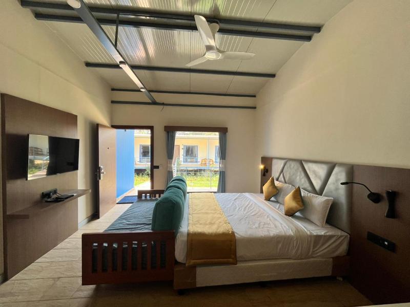 Varca Le Palms Beach Resort image