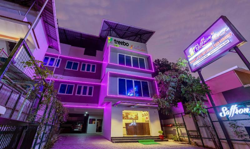 Treebo Vsaffron Regency Punnamada Lake image