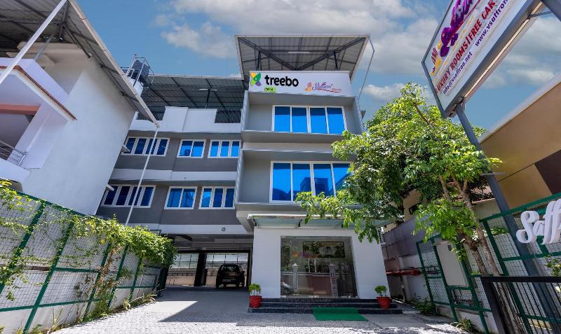 Treebo Vsaffron Regency Punnamada Lake image