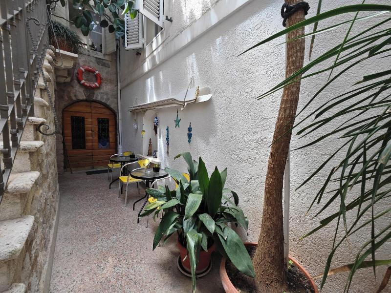 Beatrix Suites Budva Old Town image