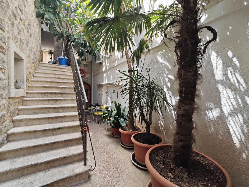 Beatrix Suites Budva Old Town image